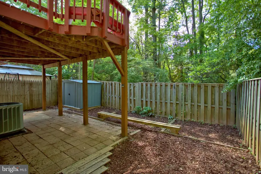 10041 Chestnut Wood Ln, Burke, VA 22015 - #2