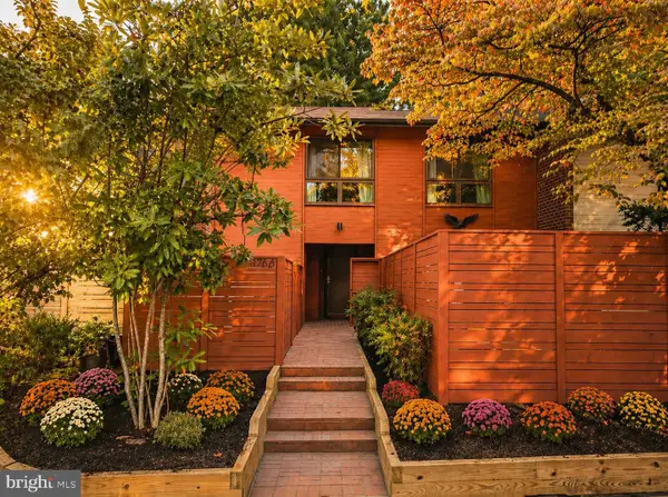 11766 Indian Ridge Rd, RESTON, VA 20191