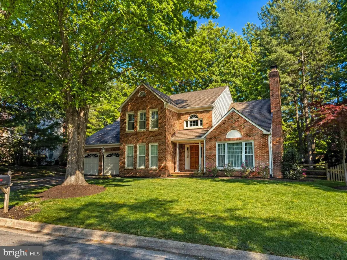 2989 Franklin Oaks Dr, Herndon, VA 20171 - #1