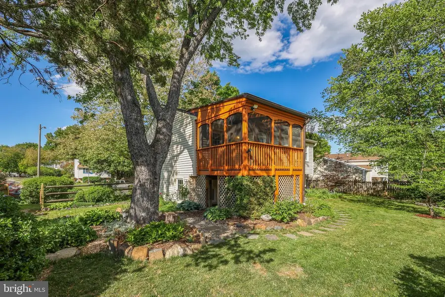 515 Worchester St, Herndon, VA 20170 - #2