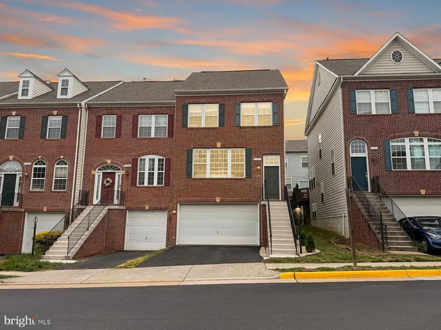 11549 Cavalier Landing Ct, Fairfax, VA 22030 - #2