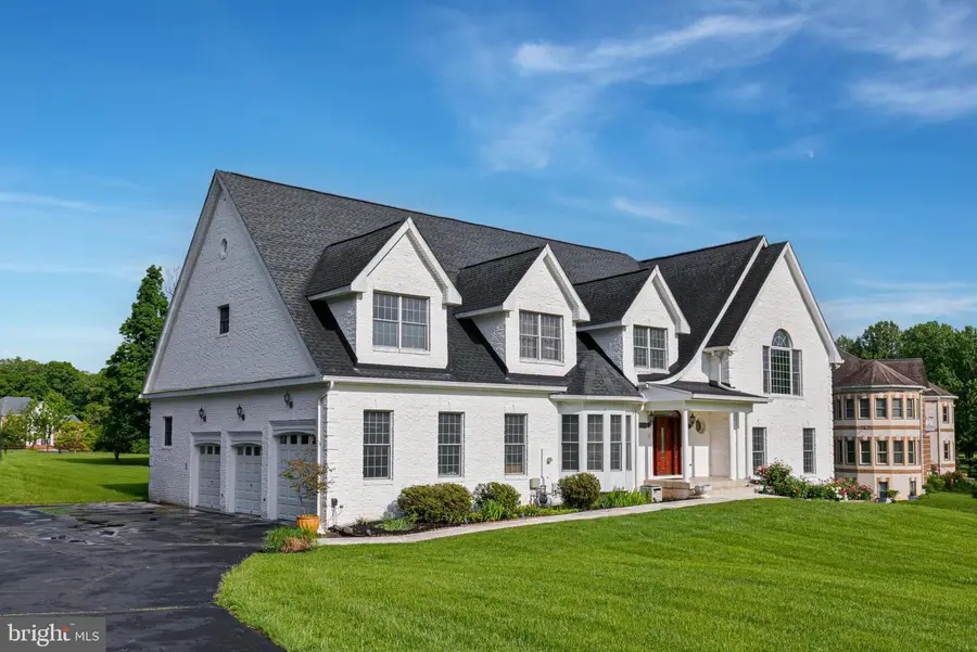 837 Seneca Rd, Great Falls, VA 22066 - #3
