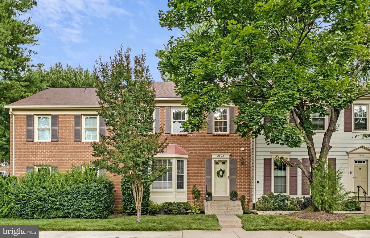 2803 Shawn Leigh Dr, Vienna, VA 22181 - #1