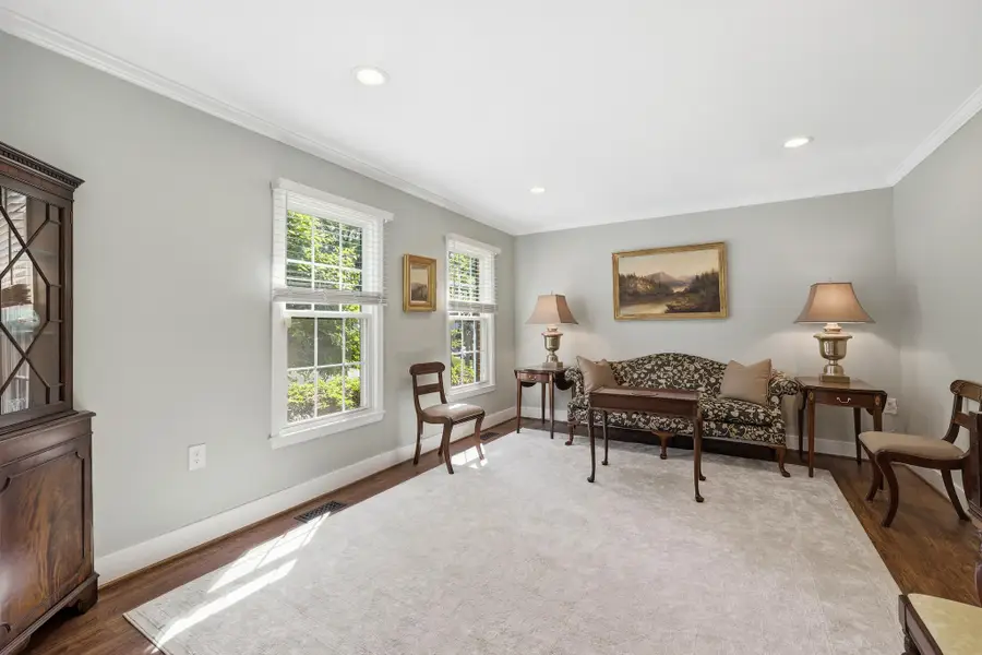 2706 Hatmark St, Vienna, VA 22181 - #3