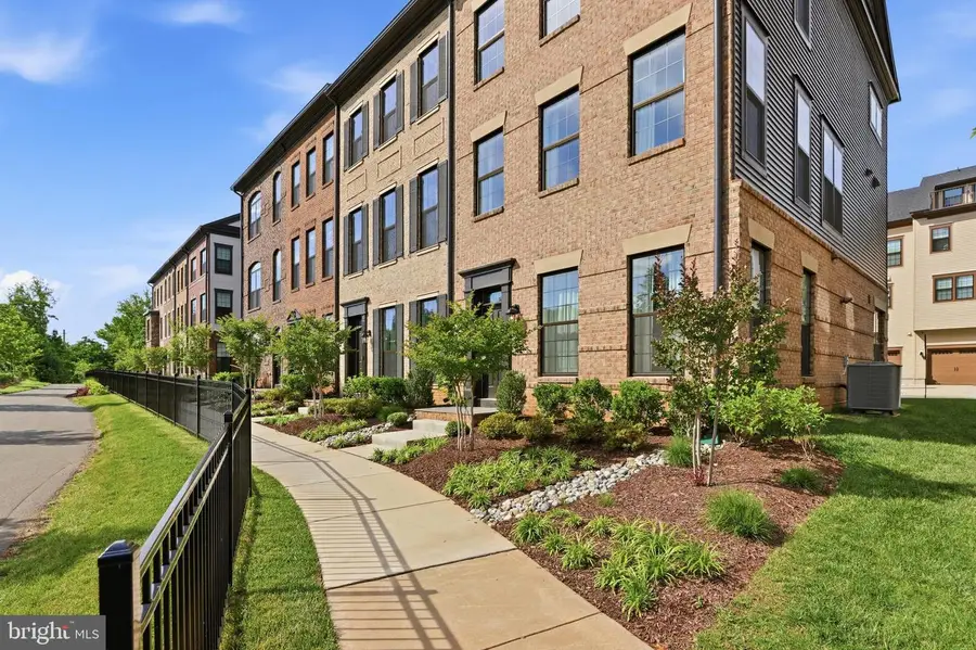 12558 Ov Dr, Fairfax, VA 22033 - #3