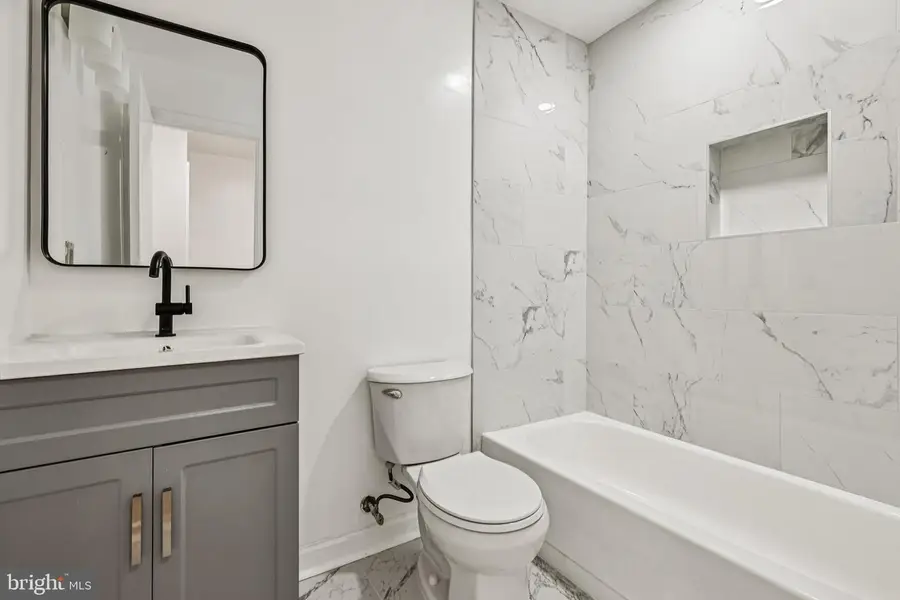 6312 Teakwood Ct, Burke, VA 22015 - #2