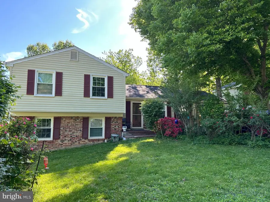 5141 Bradfield Dr, Annandale, VA 22003 - #2