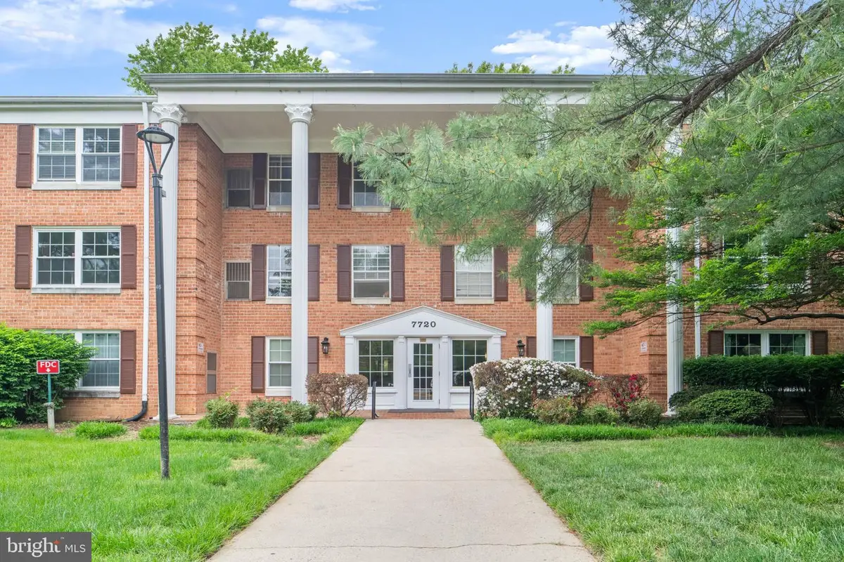 7720 Tremayne Pl #111, McLean, VA 22102 - #1