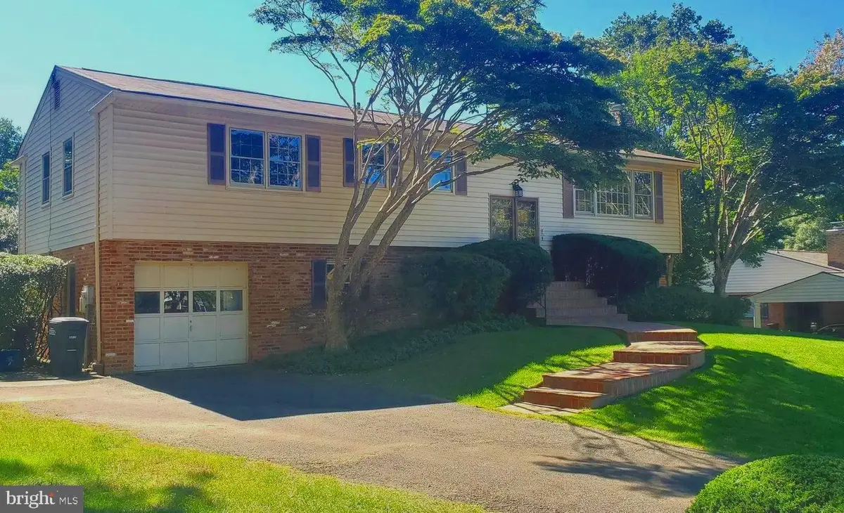 6449 Johns Rd, Falls Church, VA 22043 - #1