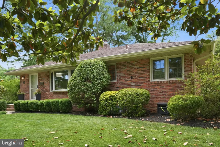 7914 Bainbridge Rd, Alexandria, VA 22308 - #3
