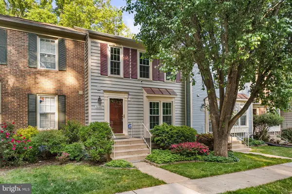 7449 Hatherleigh Ct, ALEXANDRIA, VA 22315