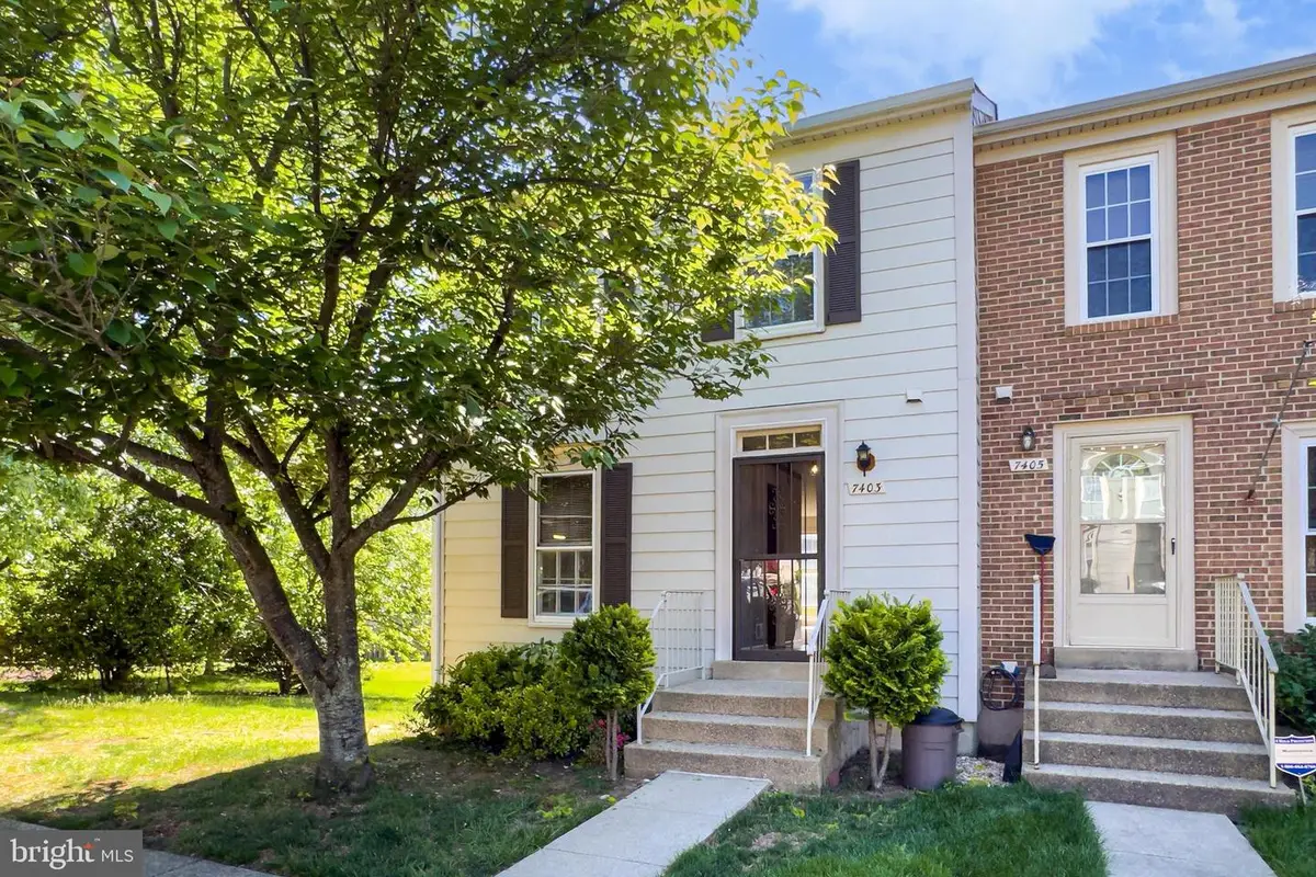 7403 Houndsbury Ct, Alexandria, VA 22315 - #1