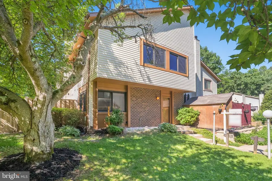 5693 Summer Oak Way, Burke, VA 22015 - #2