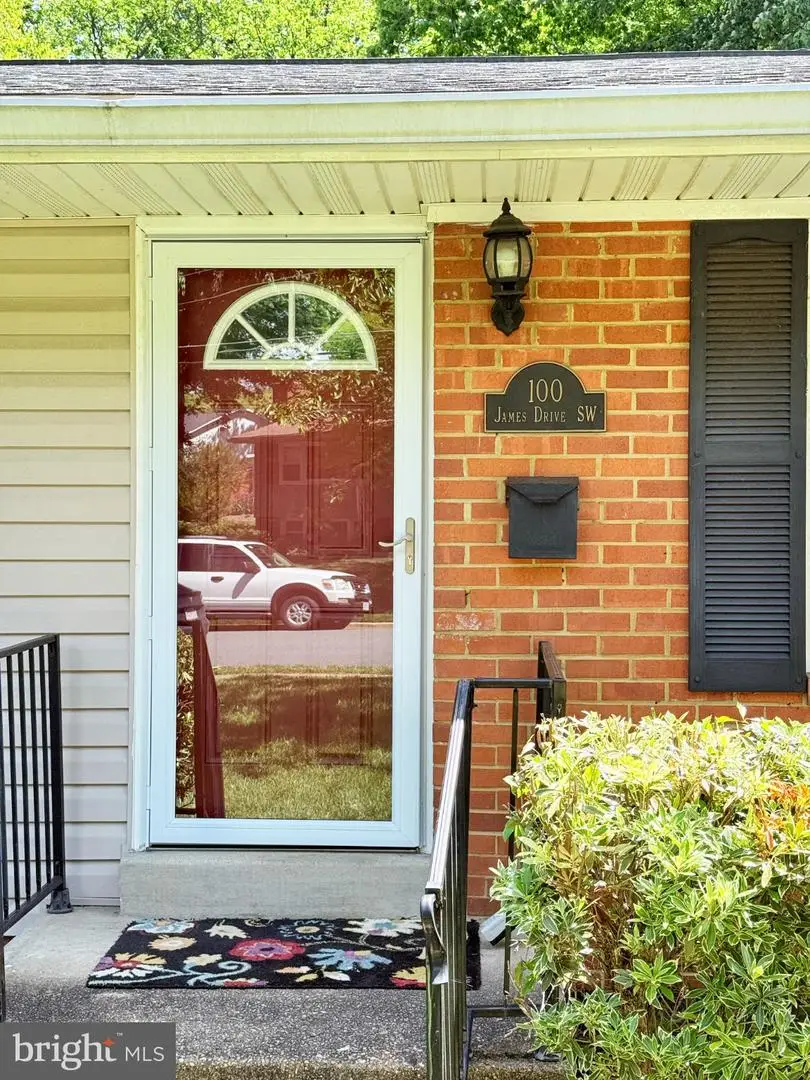 100 James Dr Sw, Vienna, VA 22180 - #2