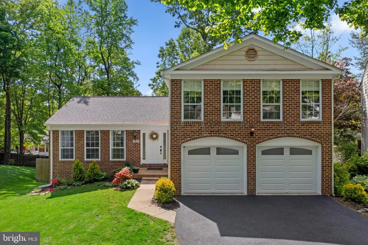 10901 Fox Sparrow Ct, Fairfax, VA 22032 - #1