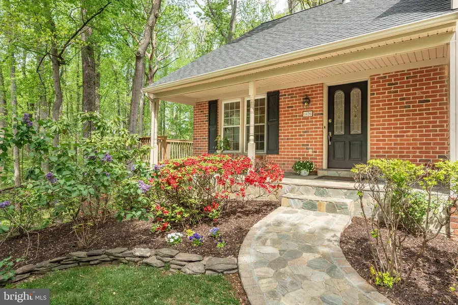 1626 Montmorency Dr, Vienna, VA 22182 - #3