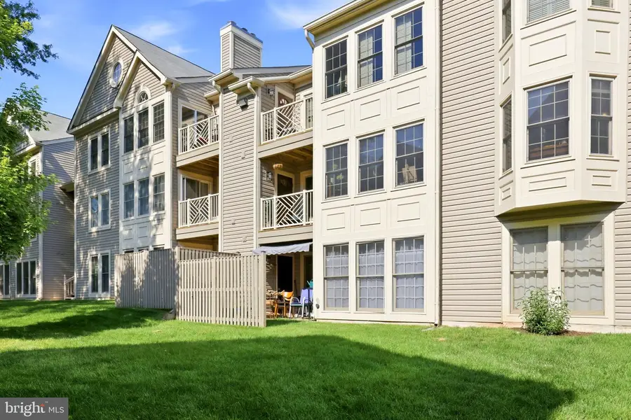 3804 Ridge Knoll Ct #310a, Fairfax, VA 22033 - #3