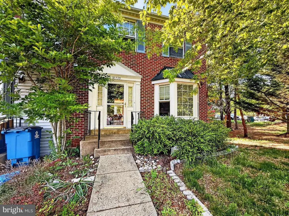 14739 Flower Hill Dr, Centreville, VA 20120 - #1