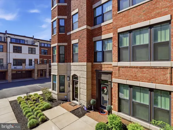 213 Market Sq Nw #19, VIENNA, VA 22180
