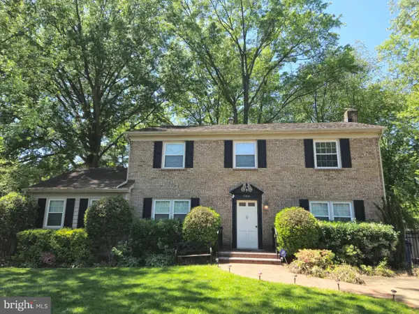 7810 Hayfield Rd, ALEXANDRIA, VA 22315