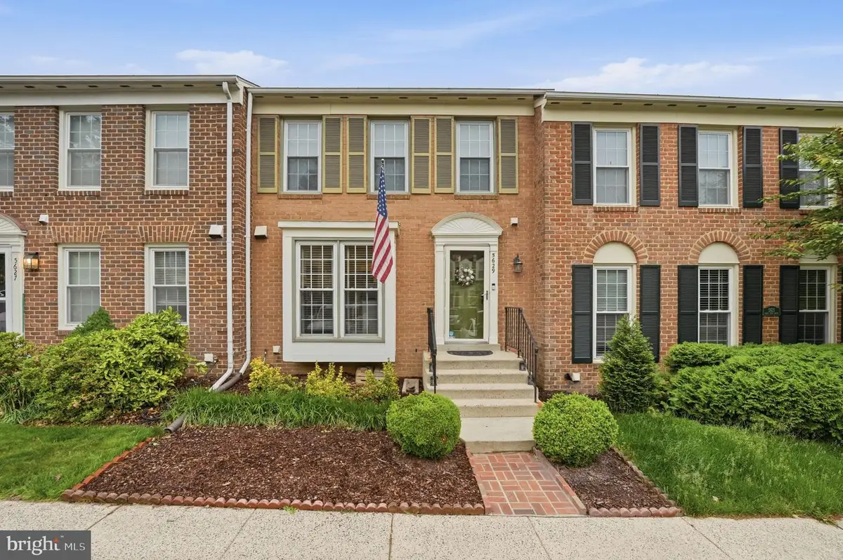 5629 Ridge View Dr, Alexandria, VA 22310 - #1