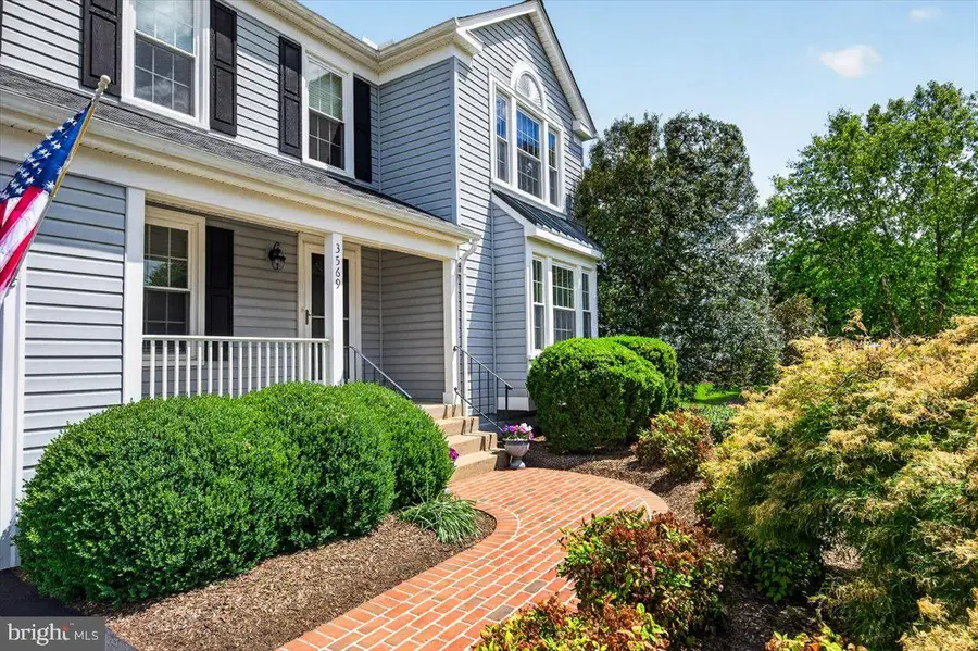3569 Plum Dale Dr, Fairfax, VA 22033 - #3