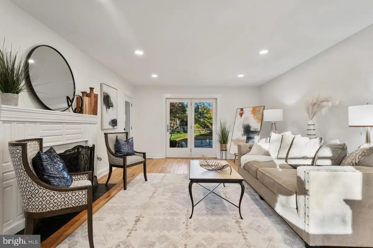 4420 Park Rd, Alexandria, VA 22312 - #1