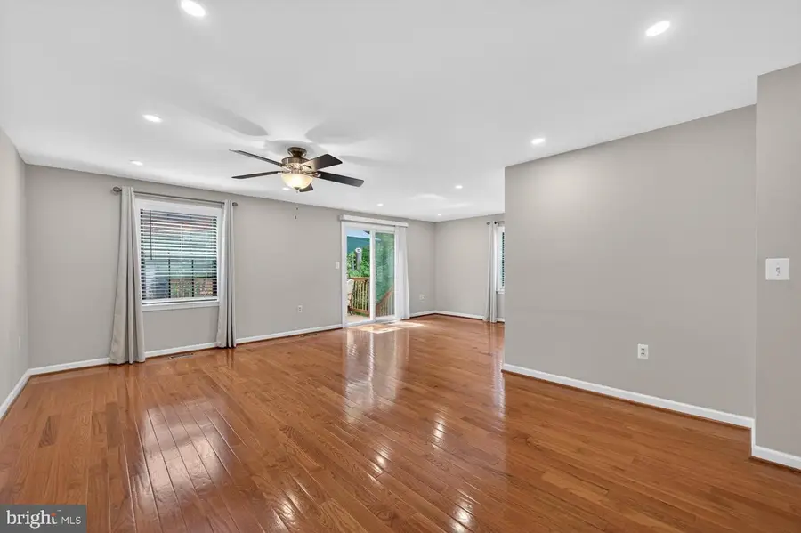 6059 Clerkenwell Ct, Burke, VA 22015 - #3