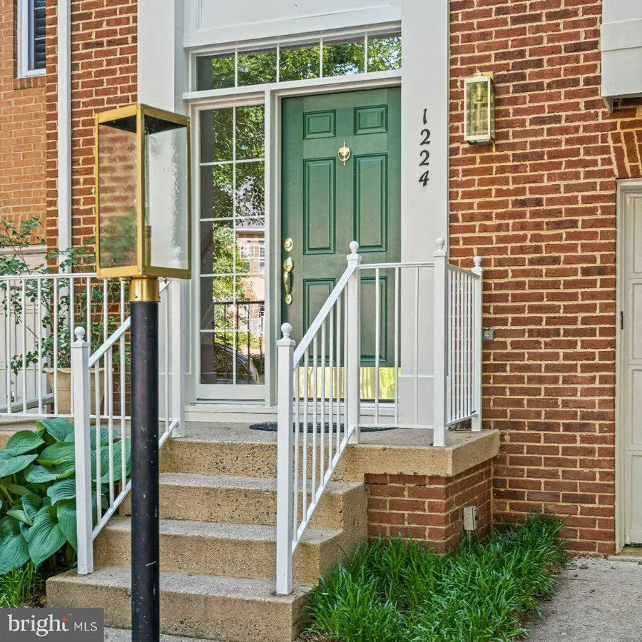 1224 Wild Hawthorn Way, Reston, VA 20194 - #2
