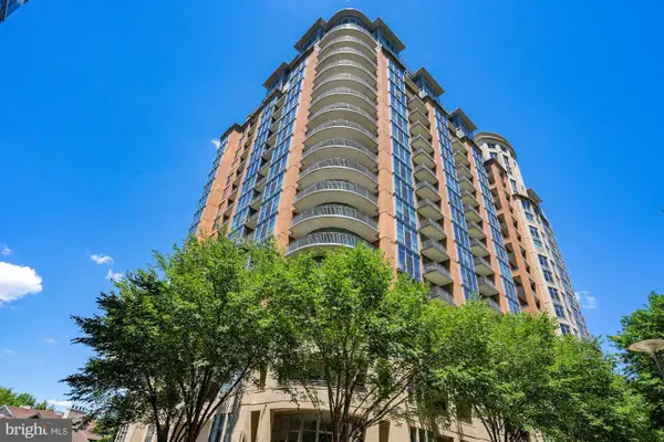 8220 Crestwood Heights #1517, TYSONS, VA 22102
