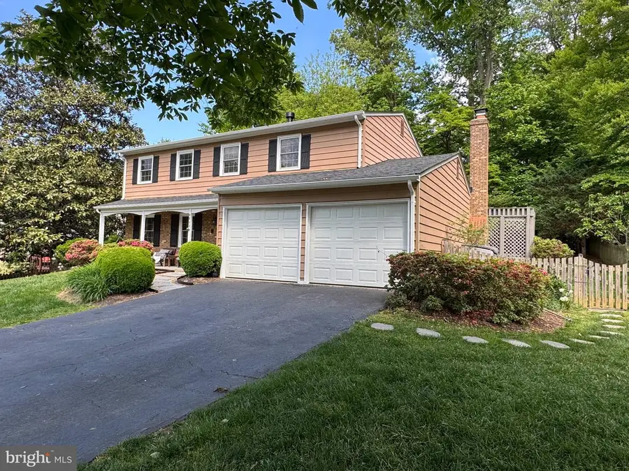4863 Cove Rd, Fairfax, VA 22032 - #2