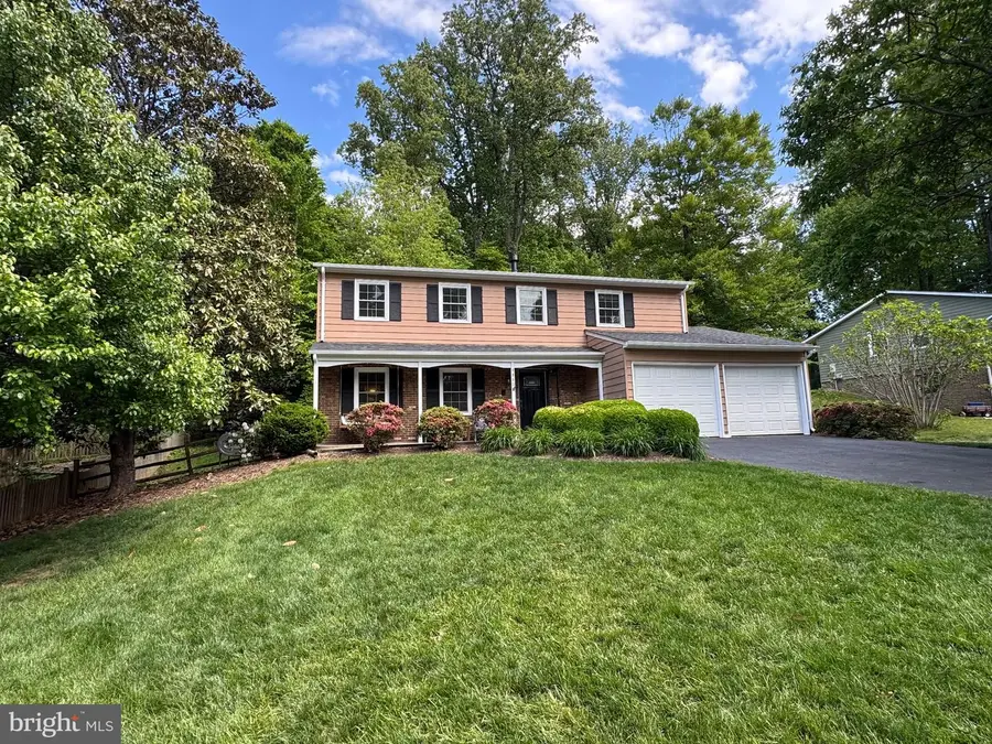 4863 Cove Rd, Fairfax, VA 22032 - #3