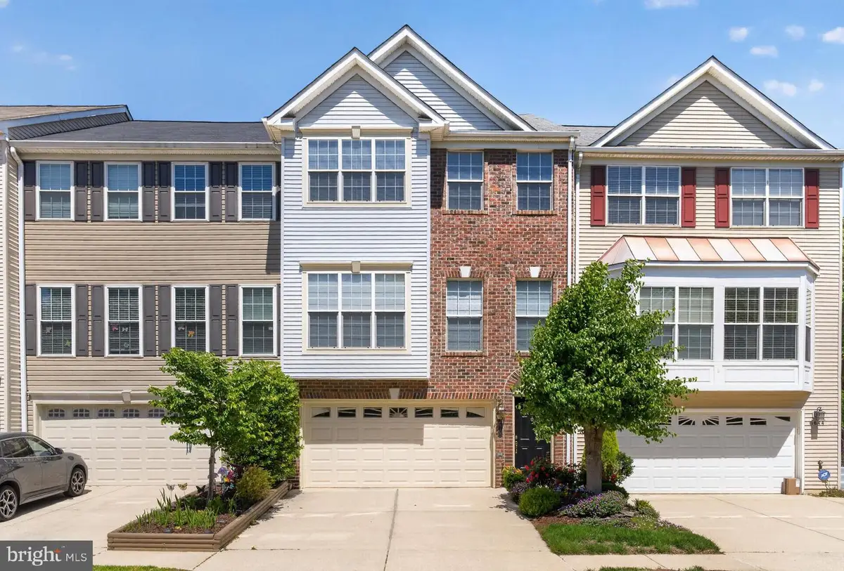 6646 Patent Parish Ln, Alexandria, VA 22315 - #1