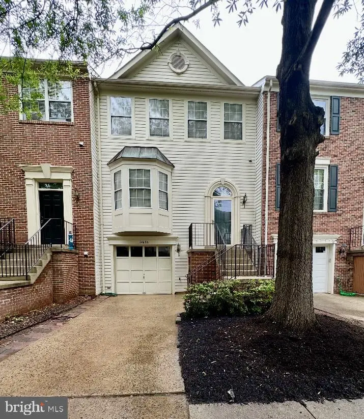 14636 Stream Pond Dr, Centreville, VA 20120 - #1