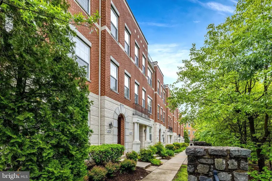 4497 Beacon Grove Cir #4497b, Fairfax, VA 22033 - #3