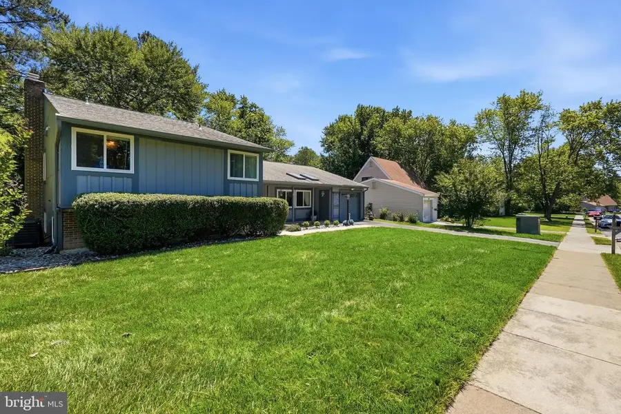 6944 Spelman Dr, Springfield, VA 22153 - #2