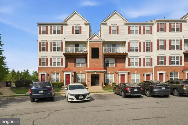 2494 Quick St #303, HERNDON, VA 20171