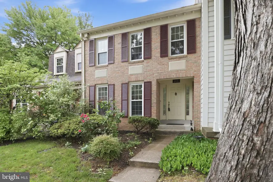 4630 Luxberry Dr, Fairfax, VA 22032 - #2