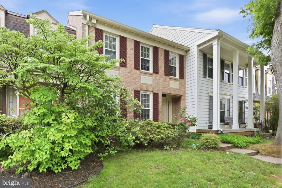 4630 Luxberry Dr, Fairfax, VA 22032 - #3