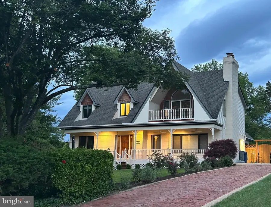 2101 Reynolds St, Falls Church, VA 22043 - #2