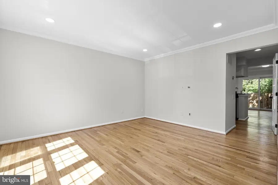 6557 Cypress Point Rd, Alexandria, VA 22312 - #3