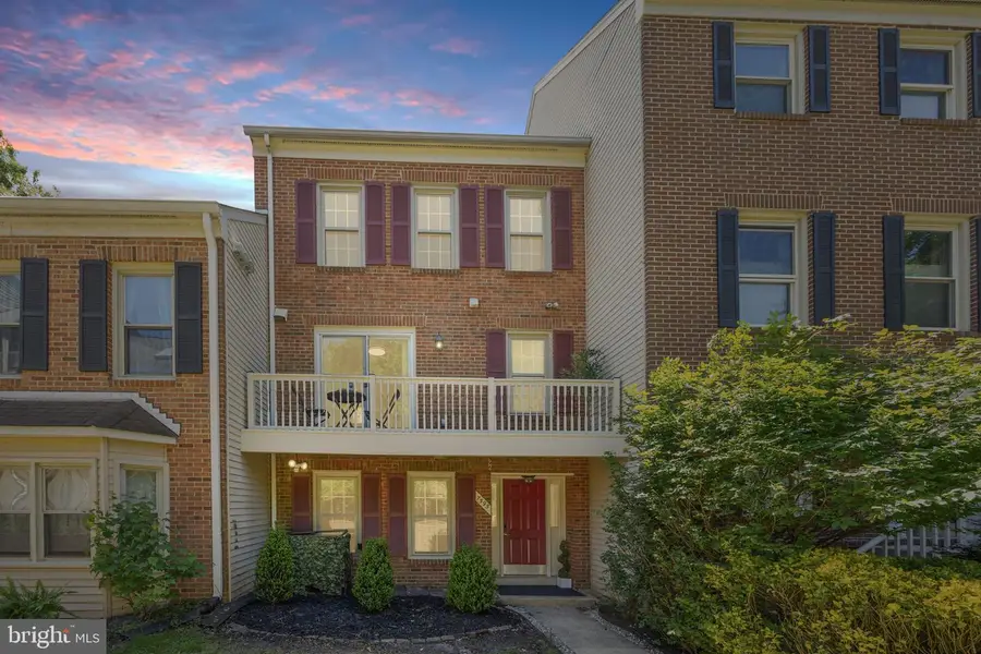 7595 Chrisland Cv, Falls Church, VA 22042 - #2