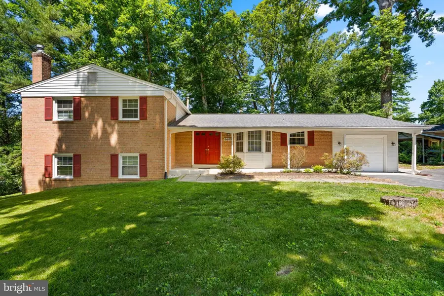 6608 Grey Fox Dr, Springfield, VA 22152 - #2