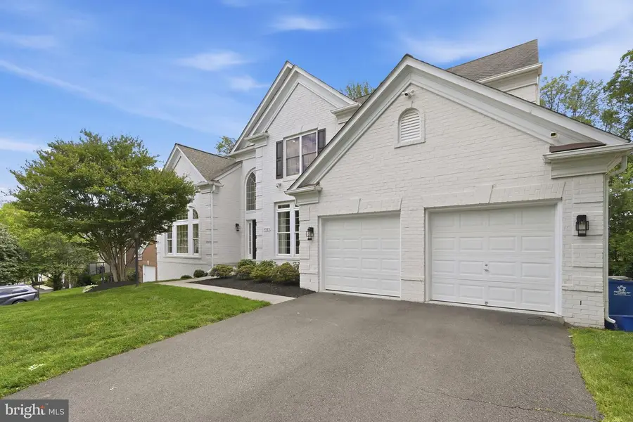 4929 Sammy Joe Dr, Fairfax, VA 22030 - #2