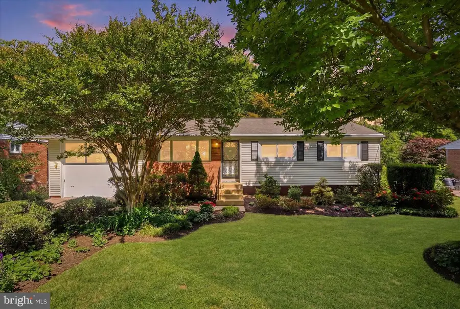 2026 Dexter Dr, Falls Church, VA 22043 - #2