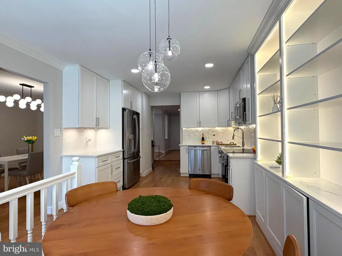 6622 Madison Mclean Dr, McLean, VA 22101 - #1