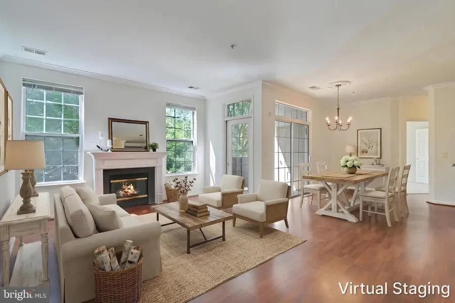 4151 Castlecary Ln #301, Fairfax, VA 22030 - #3