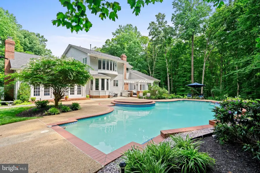8604 Beaver Pond Ln, Fairfax Station, VA 22039 - #2
