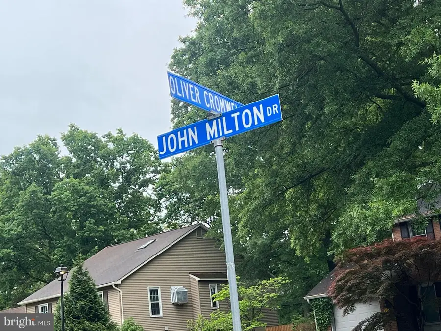 2584 John Milton Dr, Herndon, VA 20171 - #3