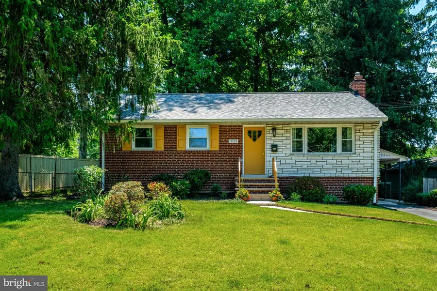3219 Norfolk Ln, Falls Church, VA 22042 - #2